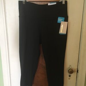 New w/tags Marika Cropped Black Legging